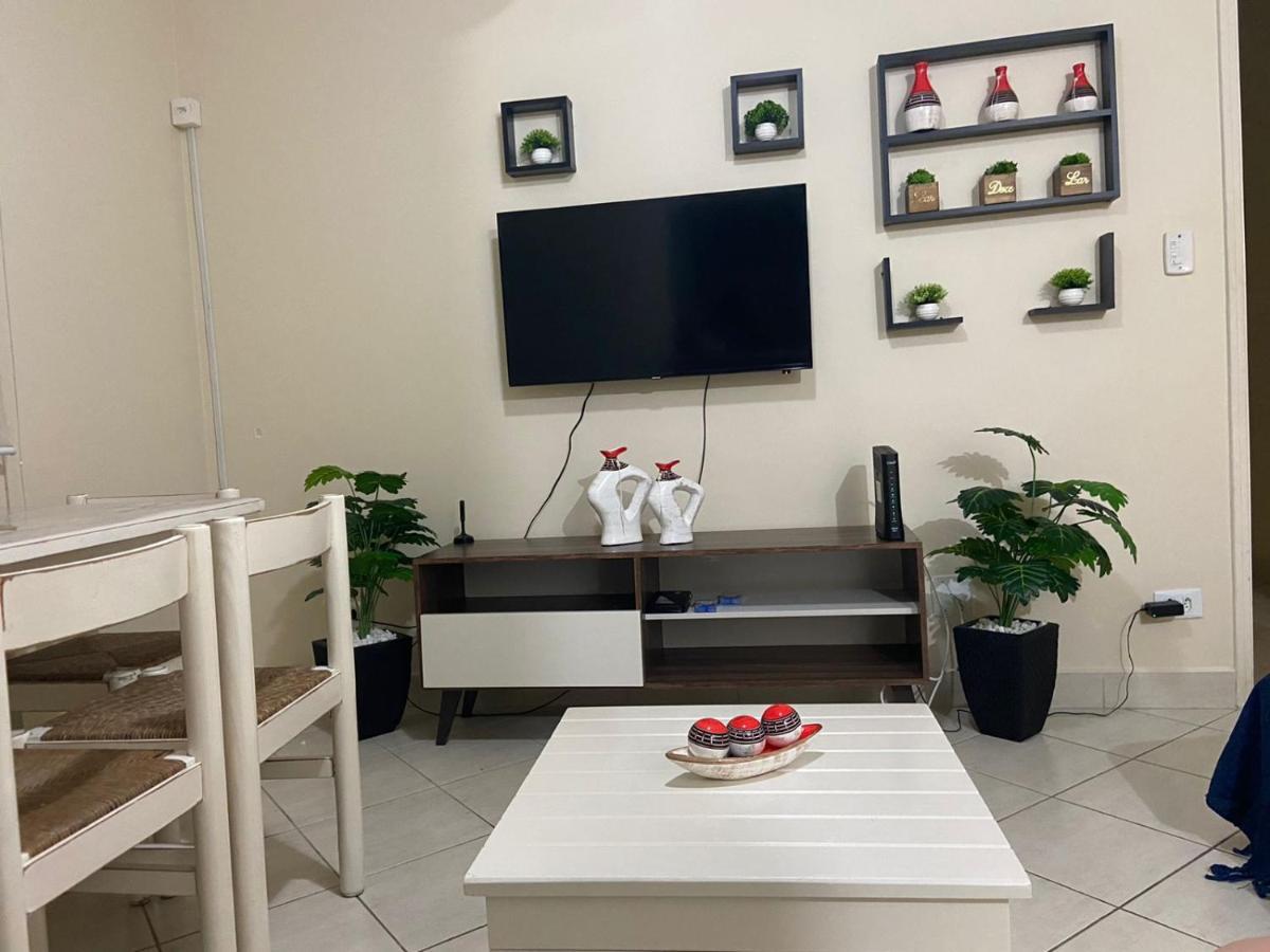 Apartamento Encantador No Guaruja, Praia Da Enseada - Apenas 600M Da Praia ! Zewnętrze zdjęcie